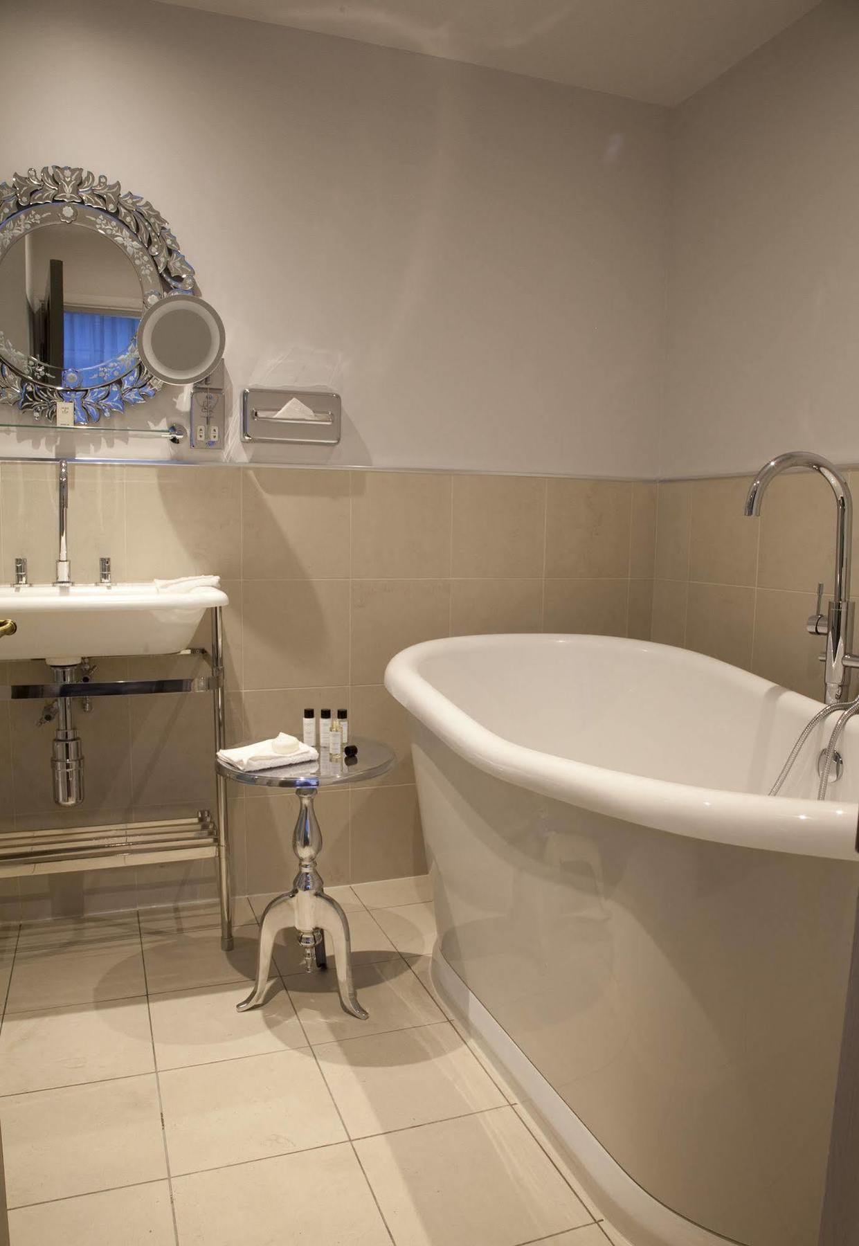 Hotel Vanbrugh House 4*
