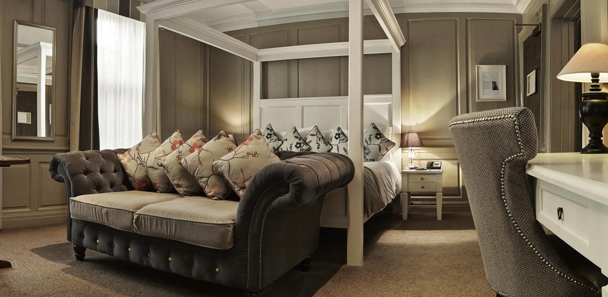 Vanbrugh House 4* Oxford